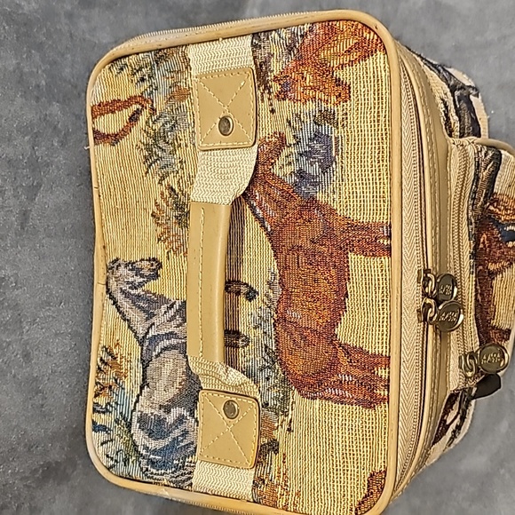 Vintage Makeup Train Equestrian Horses Travel - Picture 2 of 12